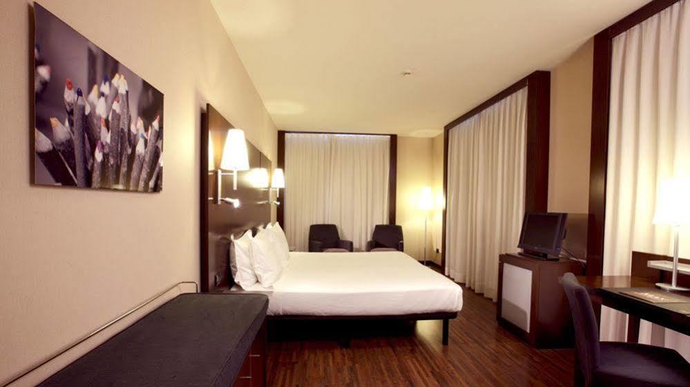 Max Hotel ลีวอร์โน ภายนอก รูปภาพ