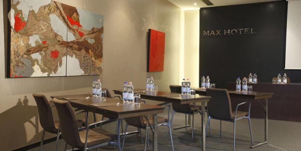 Max Hotel ลีวอร์โน ภายนอก รูปภาพ